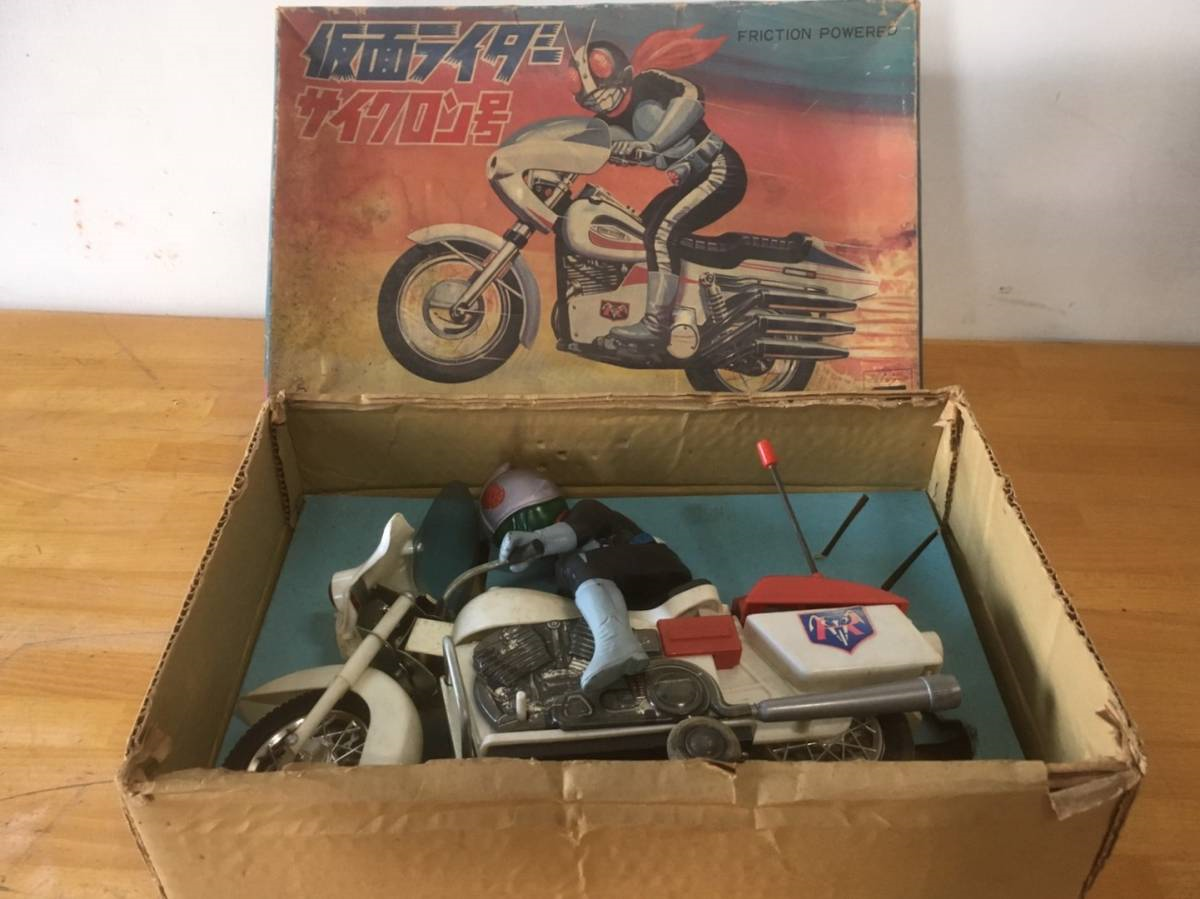 仮面ライダーフィギュア（70年代 ヨネザワ製 仮面ライダー サイクロン号）