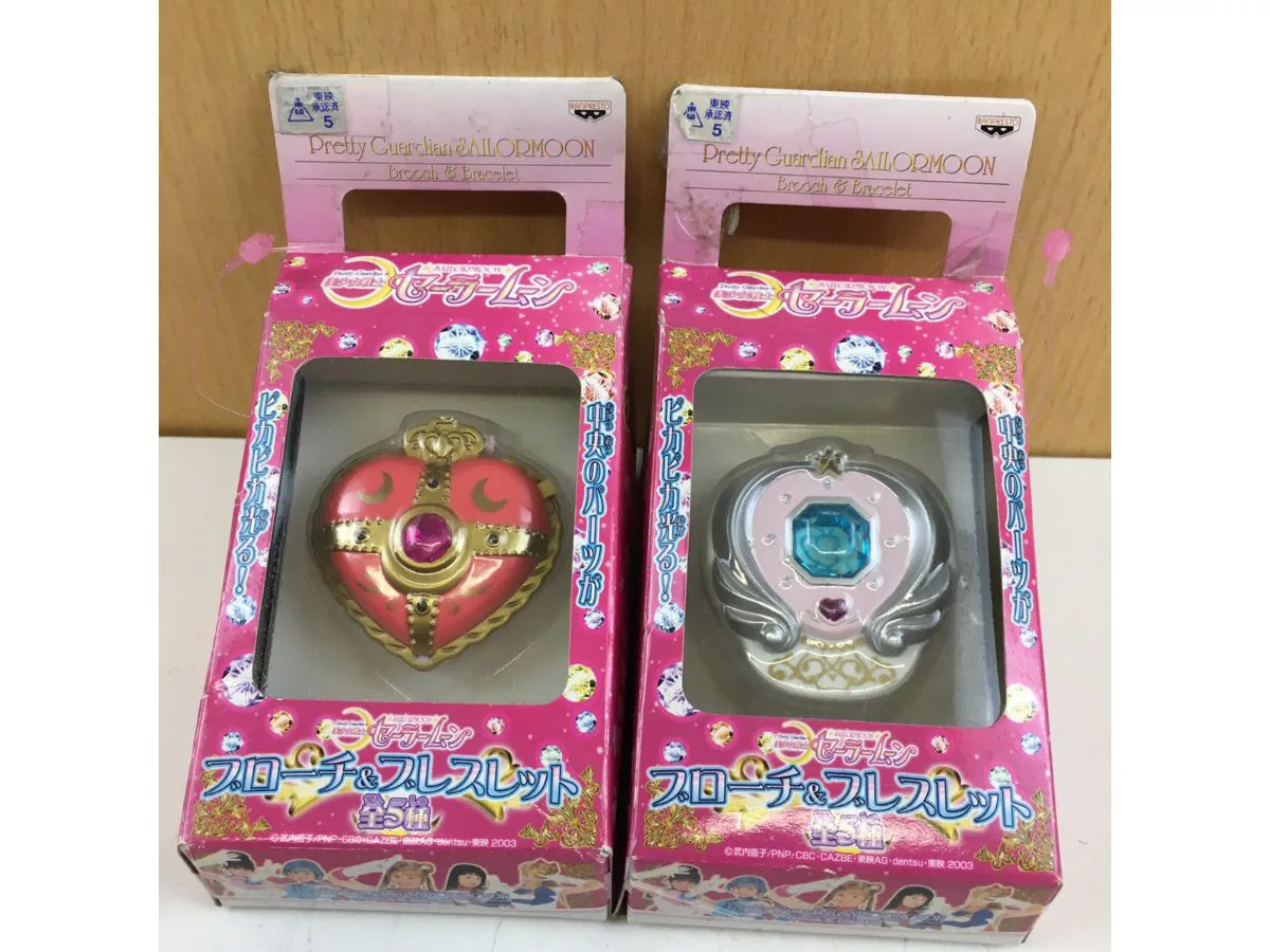 セーラームーン ブローチ&ブレスレット